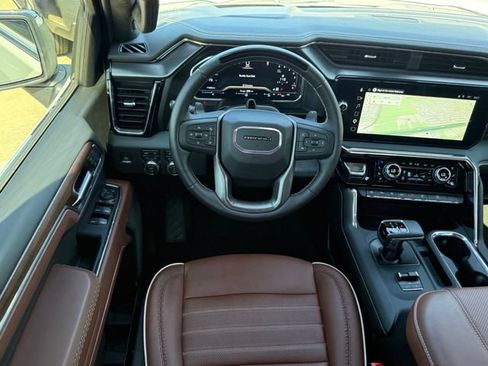 Used 2025 GMC Sierra 1500 Denali Ultimate AWD/4WD image 28