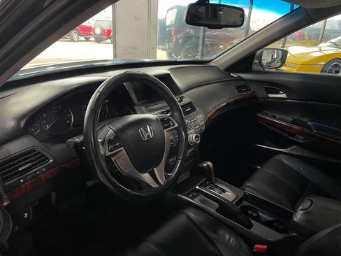 Used 2011 Honda Crosstour EX-L image 18