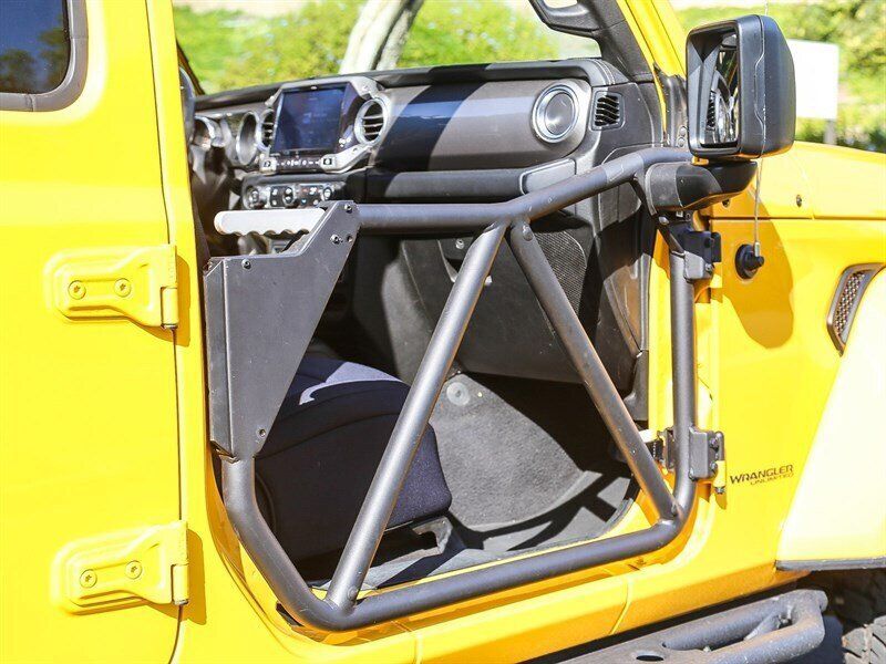 Used 2019 Jeep Wrangler Unlimited Sahara AWD/4WD image 20