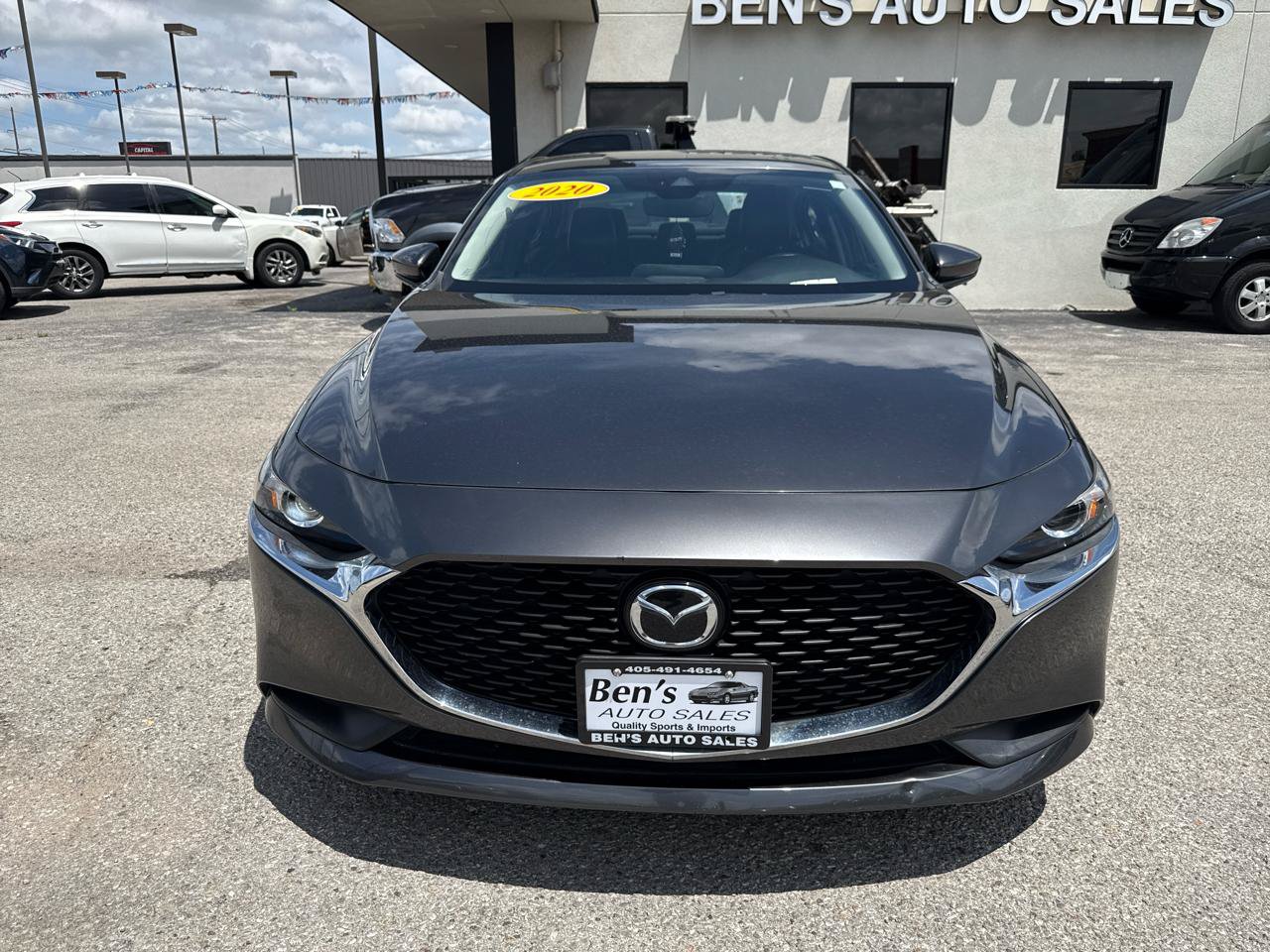 Used 2020 MAZDA MAZDA3 Sedan w/ Select Package FWD image 3