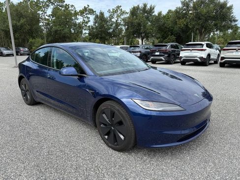 Used 2024 Tesla Model 3 Long Range RWD image 3