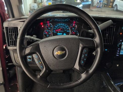 Used 2021 Chevrolet Express 2500 LS w/ Enhanced Convenience Package RWD image 8