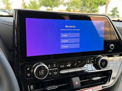 New 2026 Toyota Highlander Limited image 25