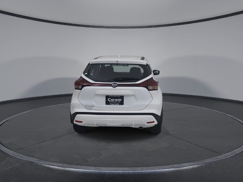 Used 2025 Nissan Kicks Play S FWD image 16
