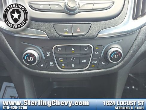 Used 2023 Chevrolet Equinox LT w/ Driver Convenience Package image 14