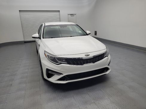 Used 2020 Kia Optima LX FWD image 14