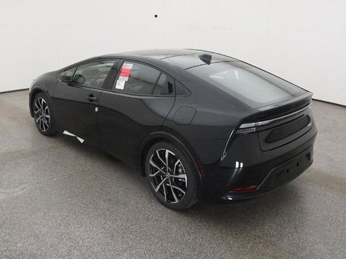 New 2026 Toyota Prius XSE image 5