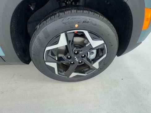 New 2026 Kia Seltos S AWD/4WD image 9