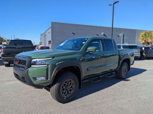 New 2026 Nissan Frontier PRO-4X w/ Pro Premium Package AWD/4WD image 8