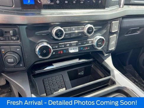 Used 2024 Ford F350 Lariat AWD/4WD image 13
