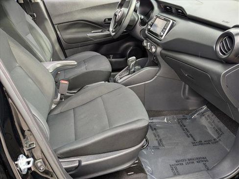Used 2023 Nissan Kicks S image 21