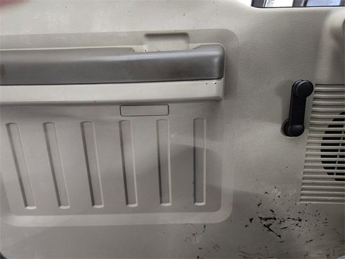 Used 2009 Ford F350 XL image 21