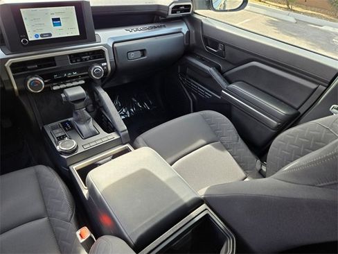 Used 2025 Toyota Tacoma SR5 image 17