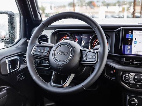 New 2026 Jeep Gladiator Sport AWD/4WD image 16