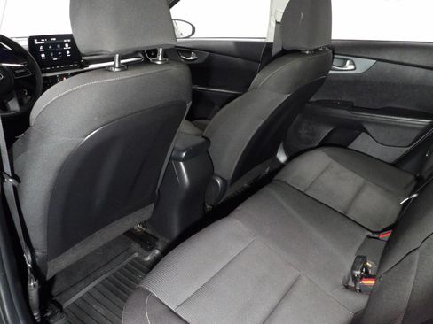 Used 2021 Kia Forte Sedan FWD image 9