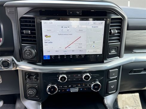 New 2025 Ford F150 Lariat w/ Equipment Group 502A High image 8