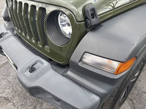 Used 2021 Jeep Wrangler Unlimited Sport image 30