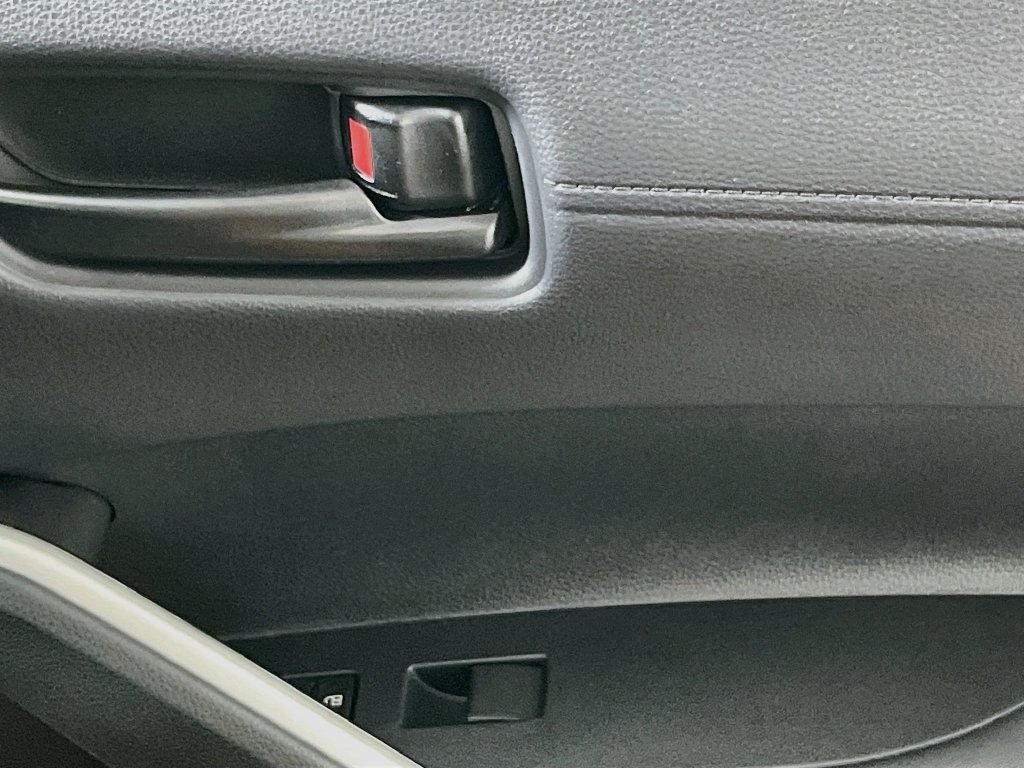 New 2026 Toyota Corolla Cross LE w/ Moonroof Package FWD image 28