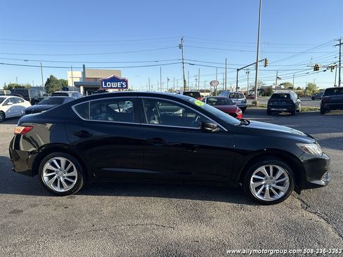 Used 2016 Acura ILX FWD image 4
