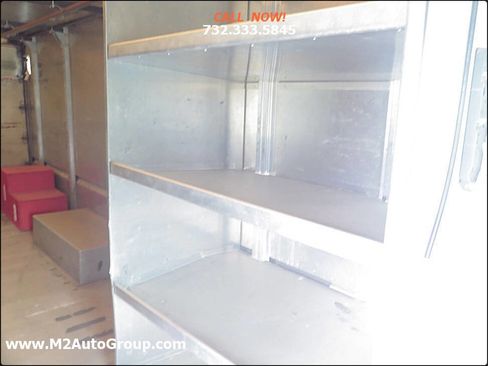 Used 2011 Ford E-350 and Econoline 350 Super Duty image 30