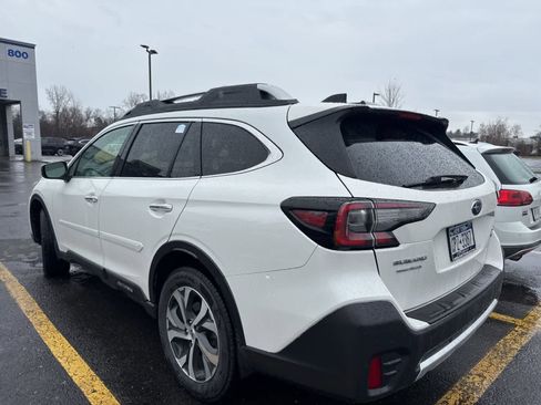 Used 2021 Subaru Outback Touring XT AWD/4WD image 4