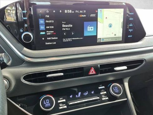 Used 2023 Hyundai Sonata SEL Plus FWD image 14