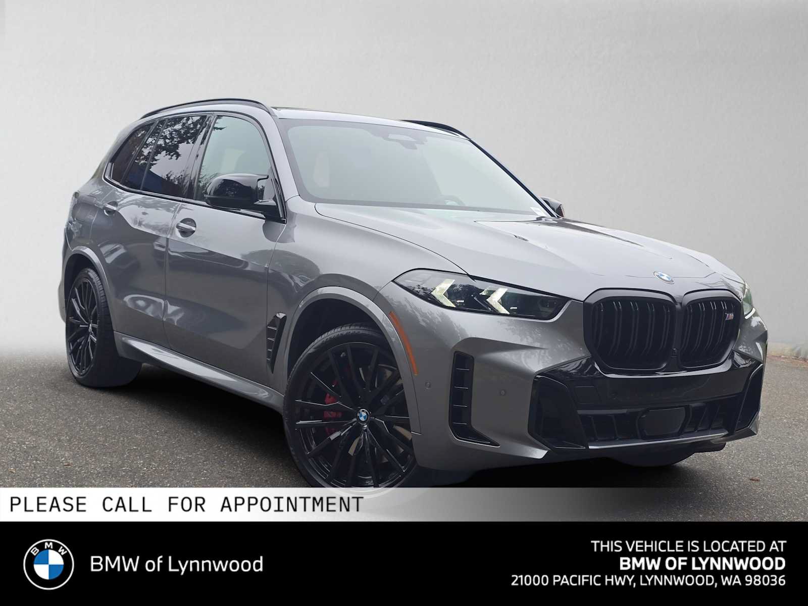 Used 2025 BMW X5 M60i AWD/4WD image 1