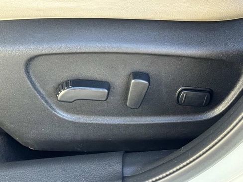 Used 2020 Nissan Rogue Sport SL w/ Premium Package image 19