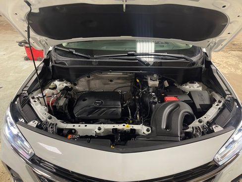 Certified 2021 Buick Encore GX Essence w/ Advanced Technology Package image 22