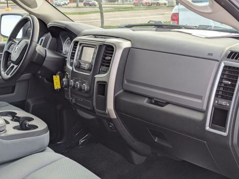 Used 2017 RAM 1500 Classic SLT AWD/4WD image 20