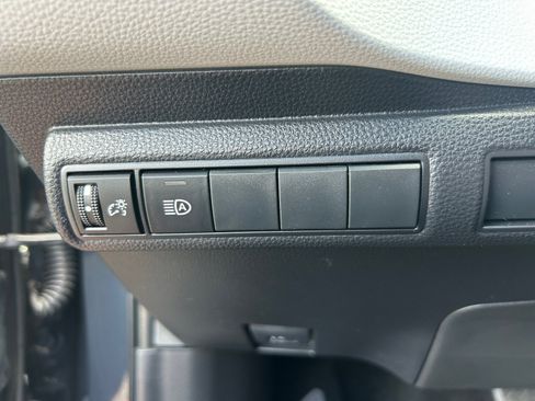 Used 2023 Toyota Corolla SE FWD image 25