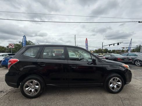 Used 2015 Subaru Forester 2.5i image 7
