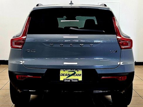 New 2026 Volvo XC40 B5 Plus w/ Protection Package Premier image 9