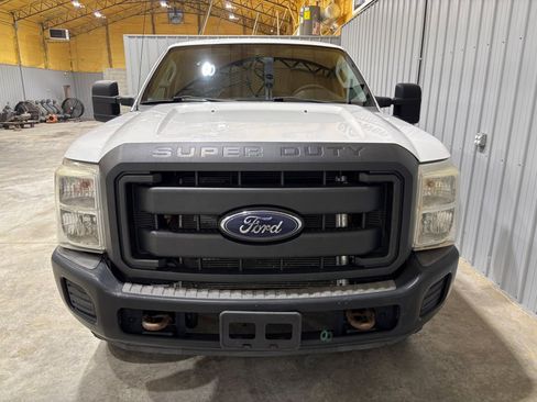 Used 2013 Ford F250 XL w/ Skid Plate Pkg image 7