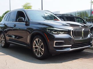 Used 2022 BMW X5 sDrive40i w/ Premium Package RWD video 1