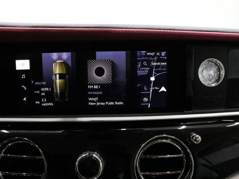 Used 2024 Rolls-Royce Spectre w/ Spectre Launch Package image 39
