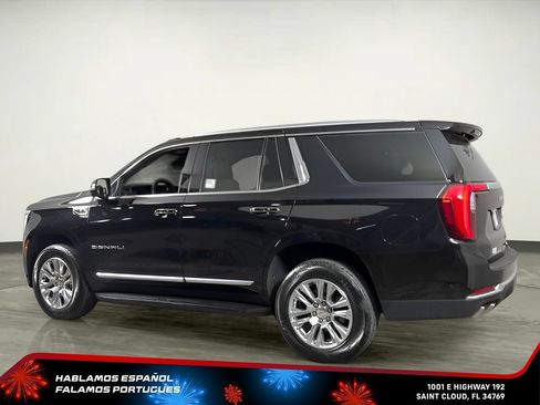 Used 2025 GMC Yukon Denali AWD/4WD image 4