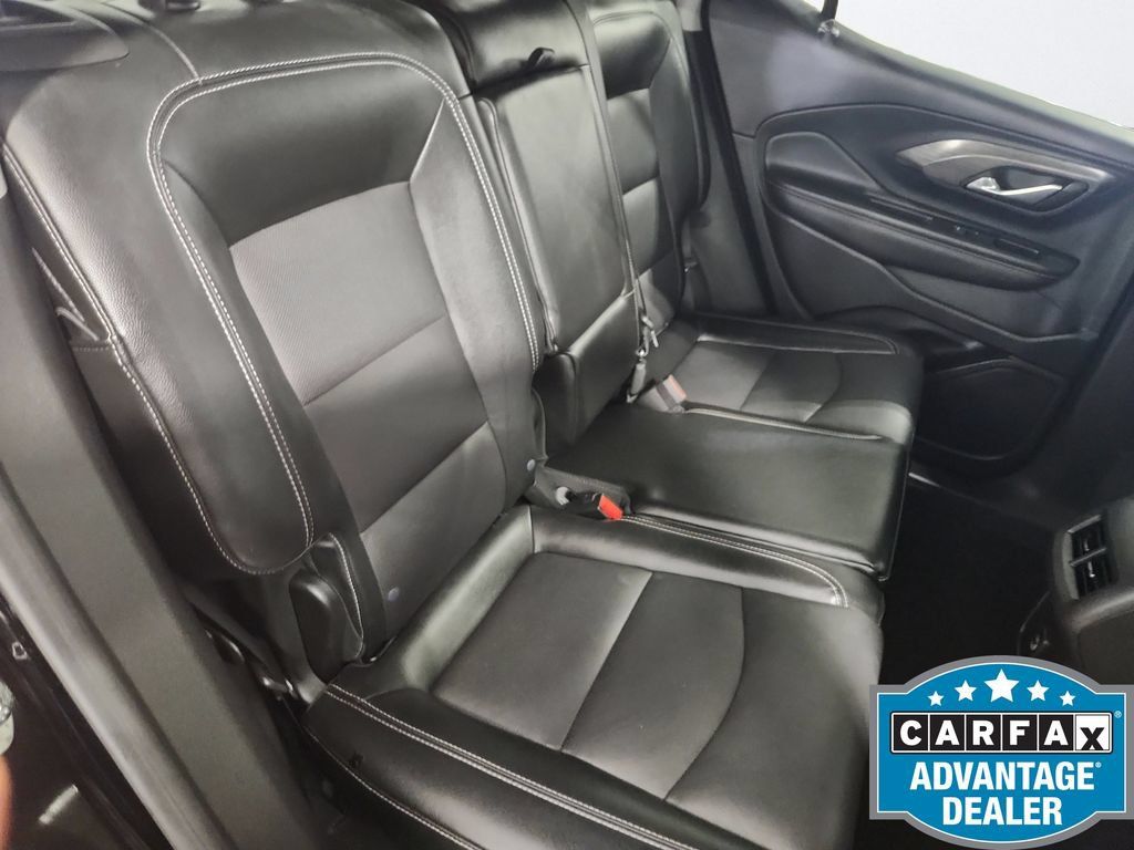 Used 2023 GMC Terrain SLT w/ Infotainment Package II AWD/4WD image 22