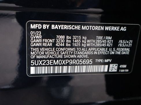 Used 2023 BMW X7 xDrive40i w/ M Sport Package AWD/4WD image 45