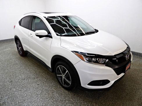 Used 2021 Honda HR-V EX image 3