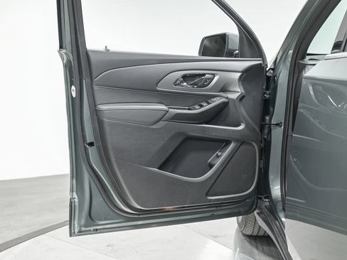 Used 2023 Chevrolet Traverse LT w/ LPO, Floor Liner Package AWD/4WD image 12