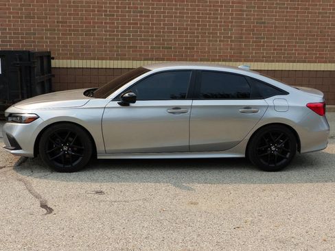 Used 2022 Honda Civic Sport image 7