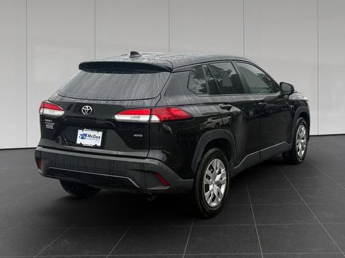 Used 2023 Toyota Corolla Cross L AWD/4WD image 5
