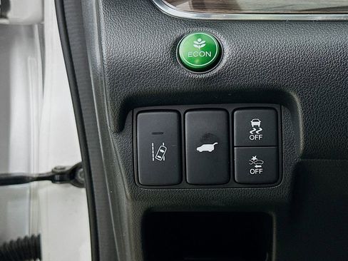 Used 2016 Honda CR-V Touring image 12