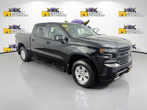 Used 2021 Chevrolet Silverado 1500 RST AWD/4WD image 3