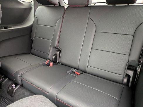 New 2026 Chevrolet Traverse RS image 31