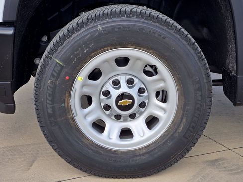 New 2026 Chevrolet Silverado 2500 W/T RWD image 10