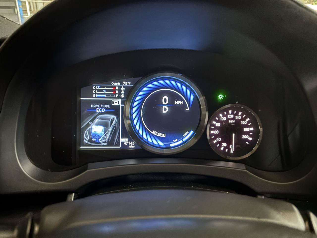 Used 2015 Lexus RC F w/ Performance Package RWD image 40
