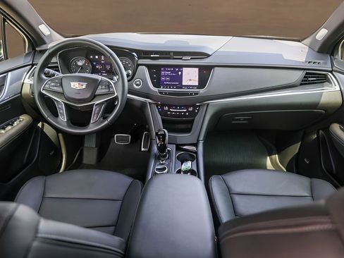 Certified 2024 Cadillac XT5 Sportv w/ Technology Package AWD/4WD image 27