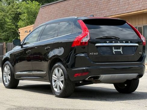 Used 2017 Volvo XC60 T5 Inscription w/ Preferred Option Package FWD image 3